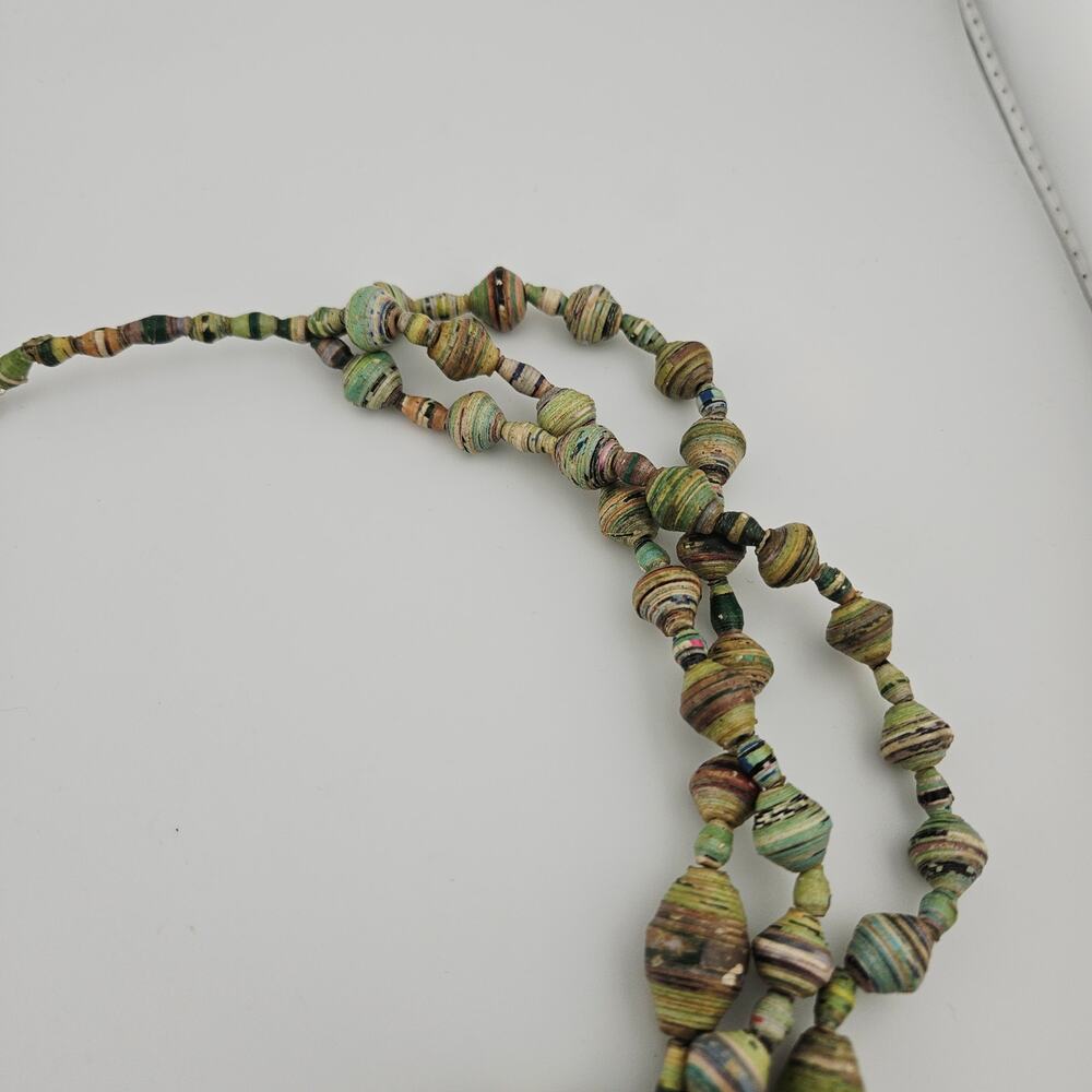 Multistrand Paper Beaded Necklace Green Chunky Artsy Boho Artesian Forest Nymph - Picture 3 of 6